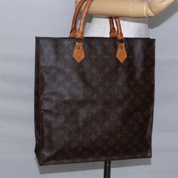 LOUIS VUITTON Monogram Sac Plat Hand Bag